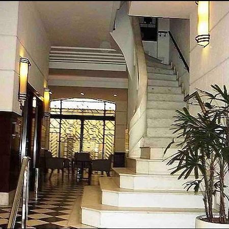 Residencial Com Servicos 45 Metros Decorado Com Sala, Suite E Cozinha Na Quadra Da Praia De Copacabana Rio de Janeiro Exterior foto