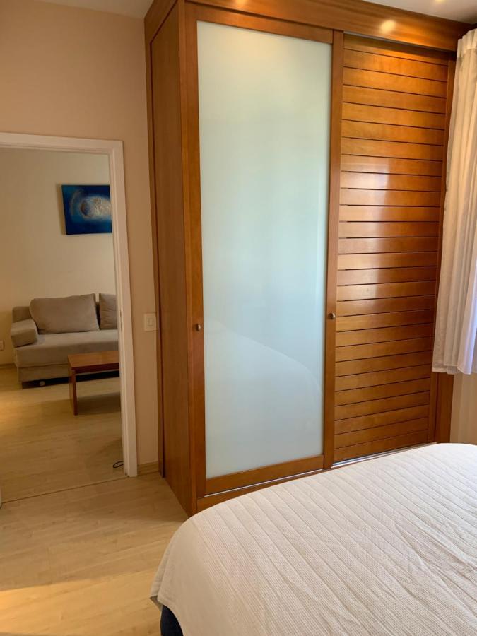 Residencial Com Servicos 45 Metros Decorado Com Sala, Suite E Cozinha Na Quadra Da Praia De Copacabana Rio de Janeiro Exterior foto